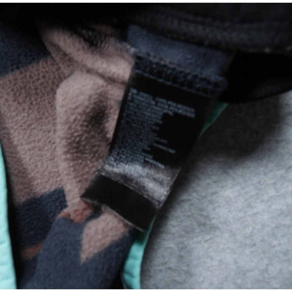 The North Face Sweater Mens Medium Fleece Hoodie Pullover Geometric Print Adult